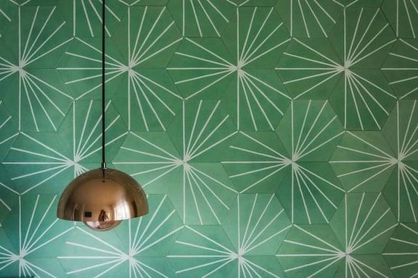 Quels sont les accessoires et les objets déco indispensables pour personnaliser son intérieur ?